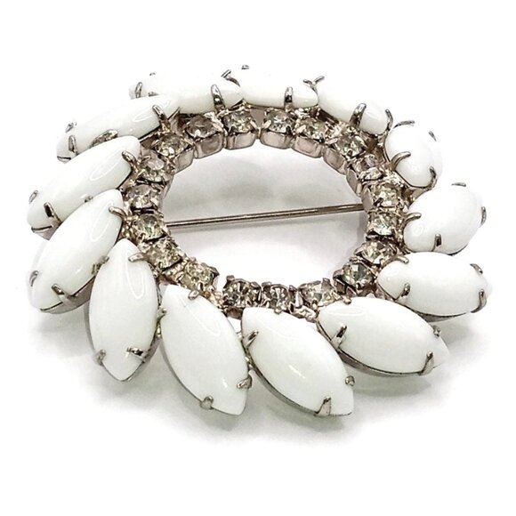 Jewelry - Vintage Large Milk Glass Round Brooch
